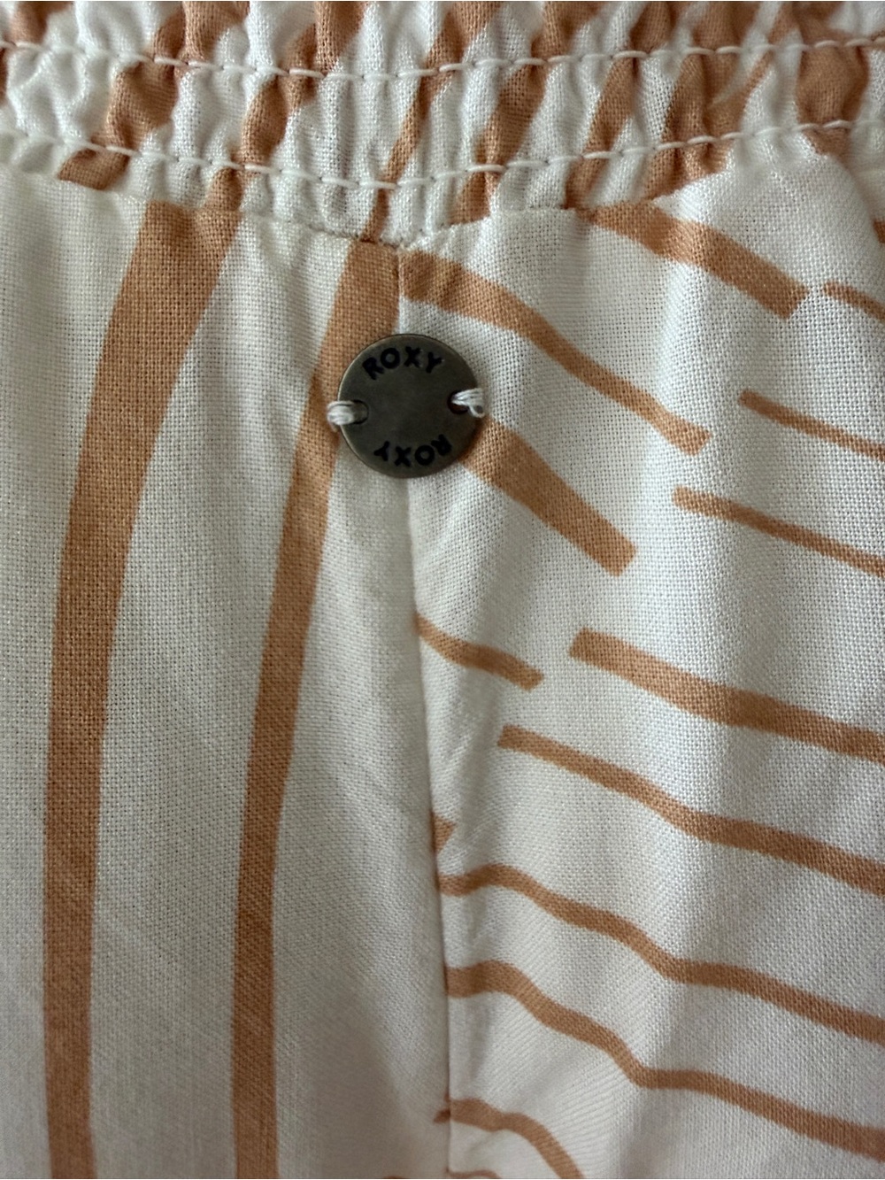 Roxy Cream Striped Crinkle Wide Leg Pants Size S Viscose EUC - Picture 9 of 14